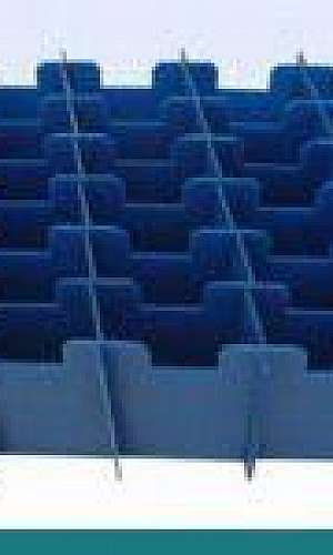 Caixa com colméia polionda Caixa com colméia polionda